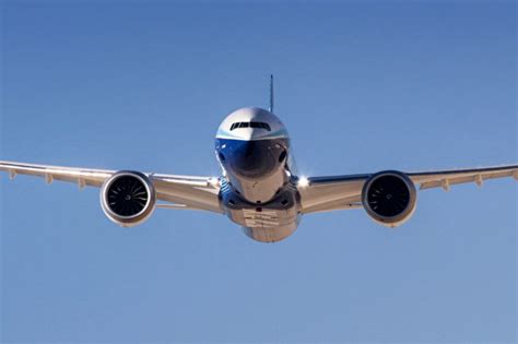 Boeing Stretches The 777.